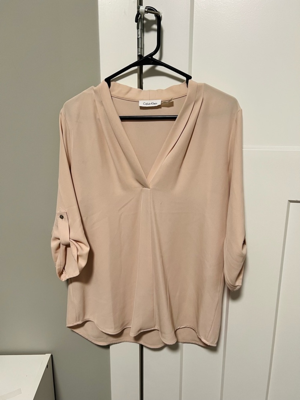 Calvin Klein Blush Pink V-Neck Roll-Tab Sleeve Blouse